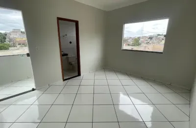 Casa conjugada no pavimento superior nova vila bretas