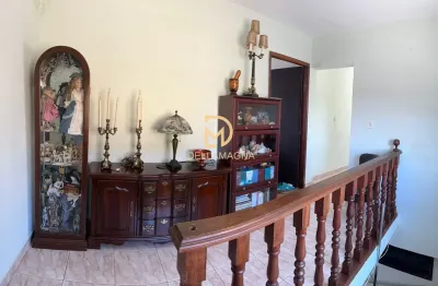 Sobrado em excelente localização em poá com mais uma casa separada , avenida principal que da sentido a vários municipios