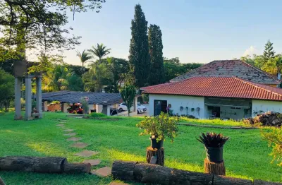 Casa centenária no condomínio lagos de shanadu em indaiatuba venda ou permuta por imóvel em jacutinga mg