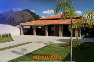 Chácara / sítio com 3 quartos à venda na Praça dos Andradas, Zona Rural, Jacutinga