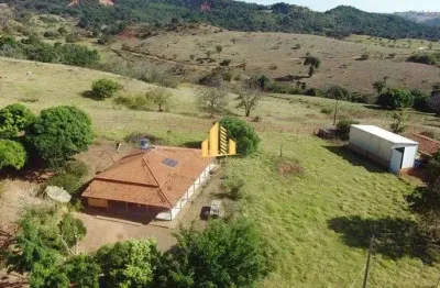 Fazenda com 1 sala à venda no Centro, Patos de Minas 