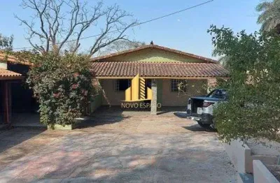 Chácara / sítio com 5 quartos à venda no Centro, Matozinhos 