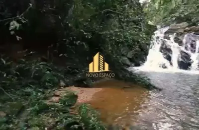 Fazenda de 194 hectares para pecuária entre araxá e sacramento!