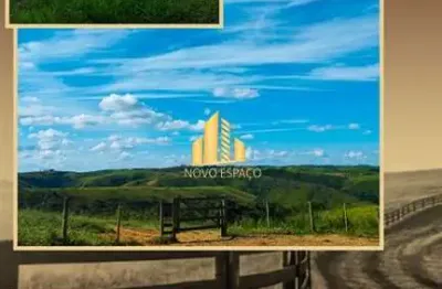 Fazenda à venda no Centro, Serra da Saudade 