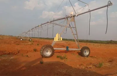 Fazenda à venda na Zona Rural, Paracatu 
