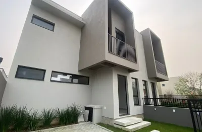 Lindo sobrado com 3 quartos, 2 suítes, garopaba no bairro areias de palhocinha