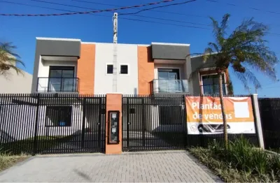 Excelente oportunidade no boqueirão! sobrado pronto para morar em ótima localização.