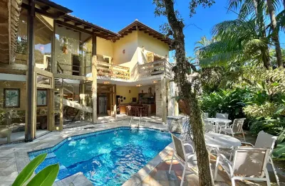 Casa em condomínio na praia de toque toque pequeño pertinho da praia!