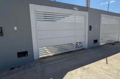 Linda casa 2/4  um sendo suíte, a venda, pronta pra financiar, bairro cidade nova