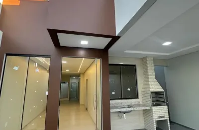 Linda casa a venda com 3/4 e 3 vagas no bairro bandeirantes proximo a  nova avenida