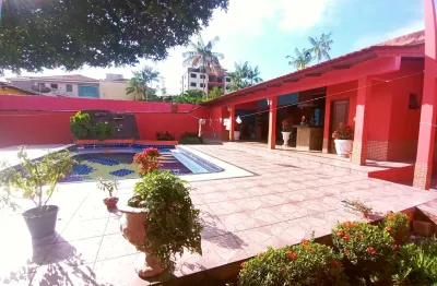 Casa à venda no Parque das Laranjeiras, ideal para área comercial