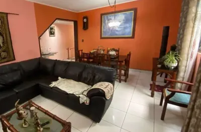 Vendo excelente sobreposta baixa 4 dorm. na pedro lessa – canal 6 – santos/sp