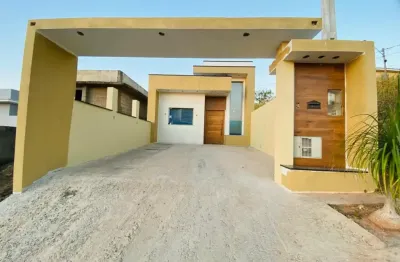 Casa moderna com 2 dormitórios, suíte e quintal a 1,2km do centro de serra negra – sp!