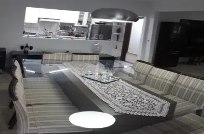 Casa com 3 quartos à venda na Rua Quinze de Novembro, Calmon Viana, Poá