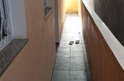 Sobrado de 1 quarto disponível para aluguel na estrada do moinho – excelente localização