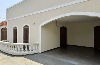 Casa para alugar no jardim santa maria com 3 dormitórios e quintal