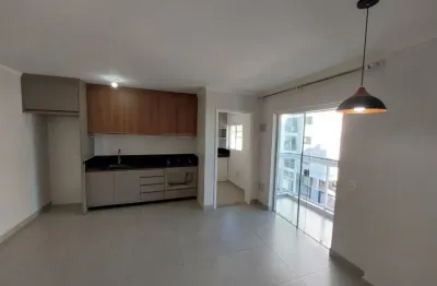 Otimo apartamento com um ampla metragem com 2 suites 1 lavabo, sacada com churasqueira e reik, com moveis planejados ano de construção 2024