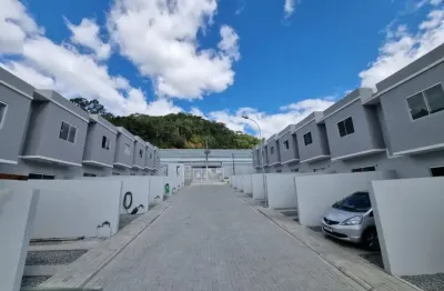 Este imovel e novo pronto para morar, esta ti esperando, agende a sua visita