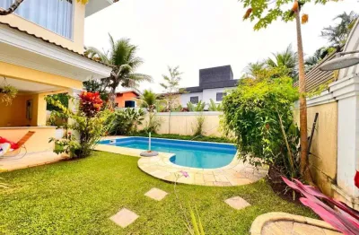 Casa em condomínio fechado na praia de pernambuco guarujá sp.