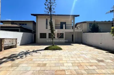 Casa em condomínio para locação anual praia de pernambuco guarujá sp.