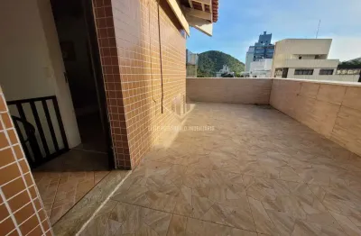 Apartamento cobertura duplex em praia do tombo, guarujá/sp