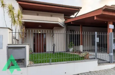 Casa com 4 quartos à venda na escola agrícola, blumenau , 189 m2 por r$ 700.000