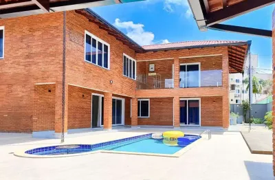 Casa com 4 quartos à venda no garcia, blumenau , 286 m2 por r$ 1.950.000