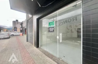 Sala comercial com 1 sala para alugar no garcia, blumenau  por r$ 2.300