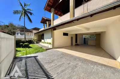 Casa com 4 quartos à venda em Água Verde, Blumenau , 250 m2 por R$ 1.300.000