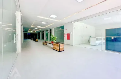 Sala comercial para alugar no Itoupava Central, Blumenau  por R$ 1.650