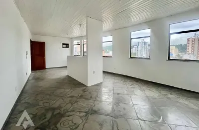 Sala comercial com 1 sala para alugar no victor konder, blumenau  por r$ 850