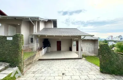 Casa com 3 quartos à venda no velha, blumenau , 156 m2 por r$ 1.300.000