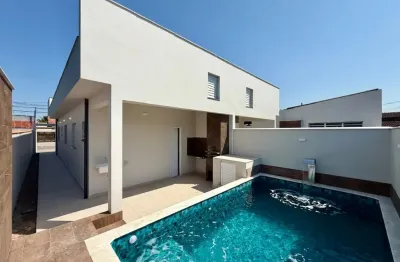 Linda casa nova com piscina à venda em itanhaém no bairro tupy