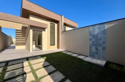 Design moderno, pé direito duplo e piscina privativa — sua nova casa em itanhaém/sp!