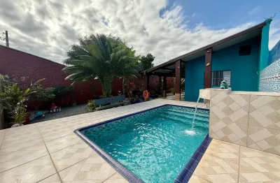 Casa com piscina e lazer a 800m da praia em itanhaém  litoral sul