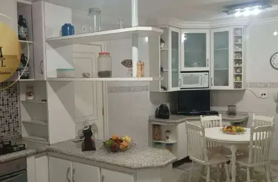 Excelente Apartamento de 130 m², 2 por andar na Freguesia do Ó