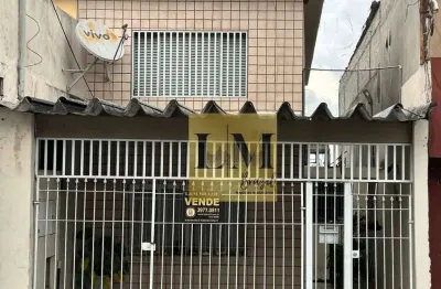 Sobrado de 02 dormitórios com casa terréa adicional,- ideal para aluguel ou moradia independente!