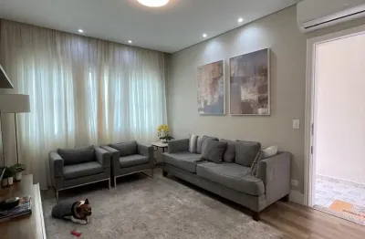 Lindo ​sobrado gopouva com 6 vagas e área gourmet sendo 3 suítes
