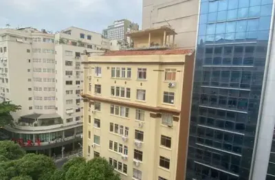Apartamento à venda em copacabana, rio de janeiro-rj: 3 quartos, 2 salas, 3 banheiros, 1 vaga de garagem, 130m².
