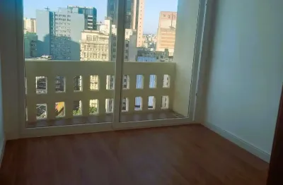 Apartamento centro de curitiba - reformado – vista deslumbrante