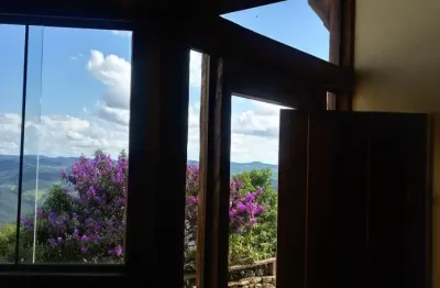 Casa com 3 quartos para alugar no Centro, Lavras Novas 