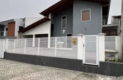 Casa com 4 quartos à venda na Rua Carlos Eberhardt, 254, Santo Antônio, Joinville