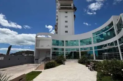 Apartamento com 2 quartos para alugar na Avenida Vereador Abrahão João Francisco, 3385, Centro, Itajaí