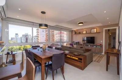 Apartamento à venda  projetado e mobiliado com 90 m, 2 suítes, lavabo, churrasqueira, infraestrutura e rooftop! 2 vagas- menino deus -r$ 1.010.000,00