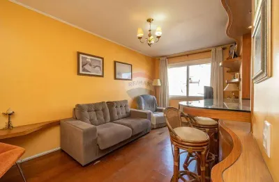 Oportunidade à venda na av. getúlio vargas:  1 dormitório - 47 metros - área de serviço separada - menino deus - r$ 255.000,00