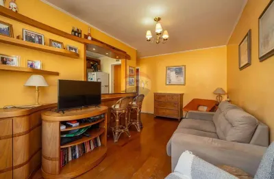 Oportunidade à venda na av. getúlio vargas:  1 dormitório - 47 metros - área de serviço separada - menino deus - r$ 255.000,00