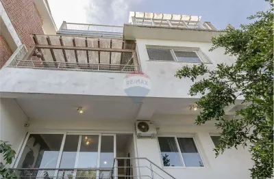 Casa com 4 quartos à venda na Rua Goitacaz, 333, Vila Assunção, Porto Alegre