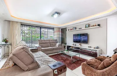 Casa com 5 quartos à venda na Avenida Engenheiro José Maria de Carvalho, 94, Vila Ipiranga, Porto Alegre