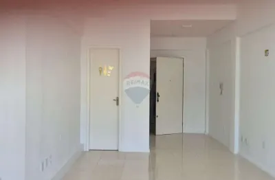 Sala comercial à venda na Avenida Cristóvão Colombo, 398, Floresta, Porto Alegre