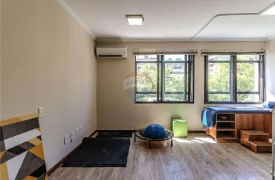 Duas ensolaradas salas no moinhos de vento pelo preço de uma